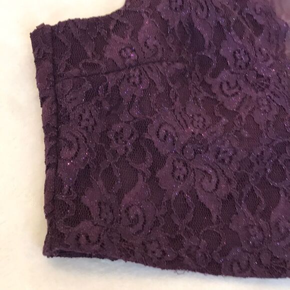 NWT City Triangles Purple Lace Crop Top - Size 15 - Picture 3 of 14